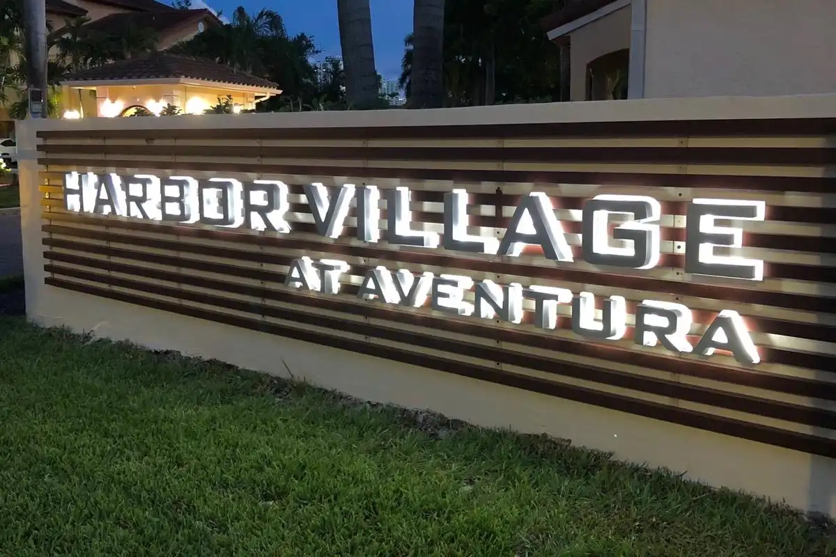 5 reasons why you should have a monument sign for your business.